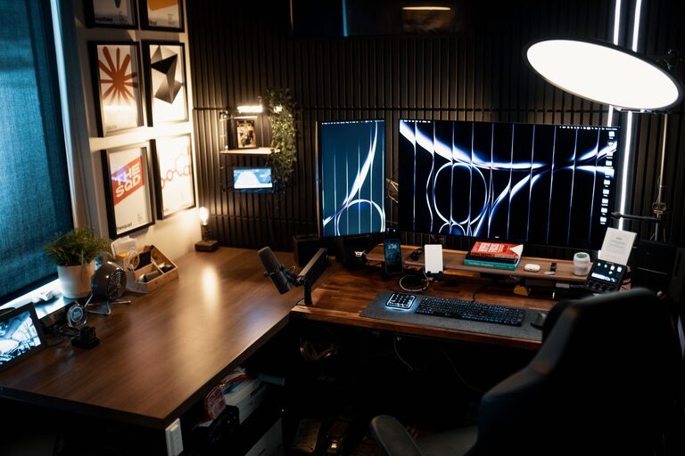 Tips for Creating a Cozy and Productive Home Workspace